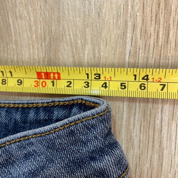 Mango Mickey Mouse Denim Shorts Size 9 Blue Embroidered Jean Cutoffs Disney - Picture 4 of 7